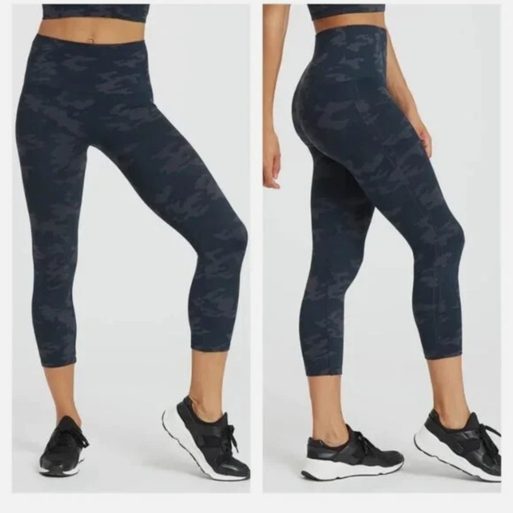 Spanx Look At Me Now Cropped Legging 20099R